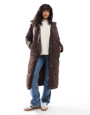 maxi puffer coat with hood in brown