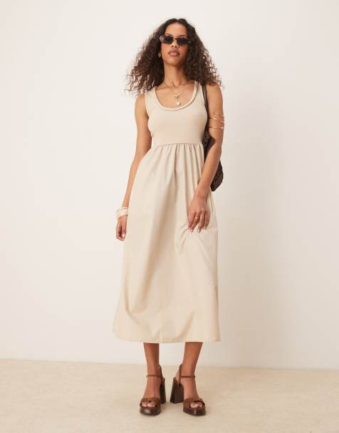 Threadbare – Maxikleid in Taupe mit U-Ausschnitt - view 1