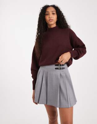 Threadbare - Mini-jupe plissée style kilt à boucles - Gris