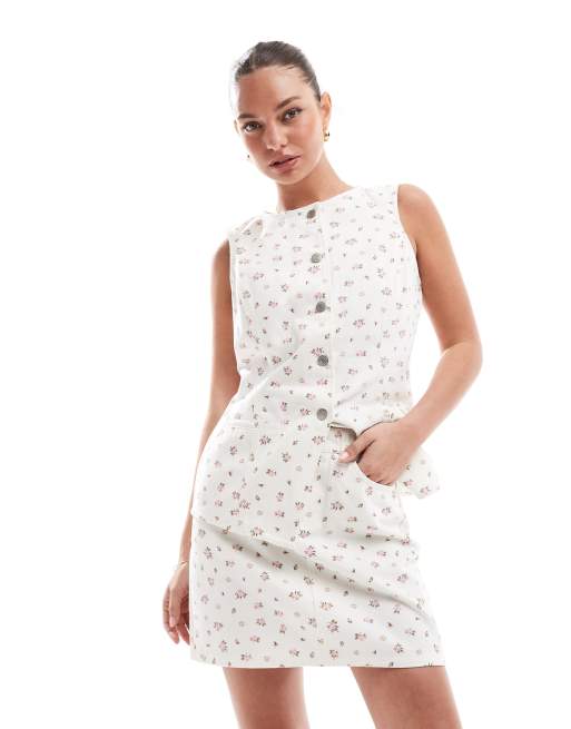 Threadbare – Minirock aus Denim in Weiß mit Blümchenmuster in Rosa, Kombiteil, 5 von 5