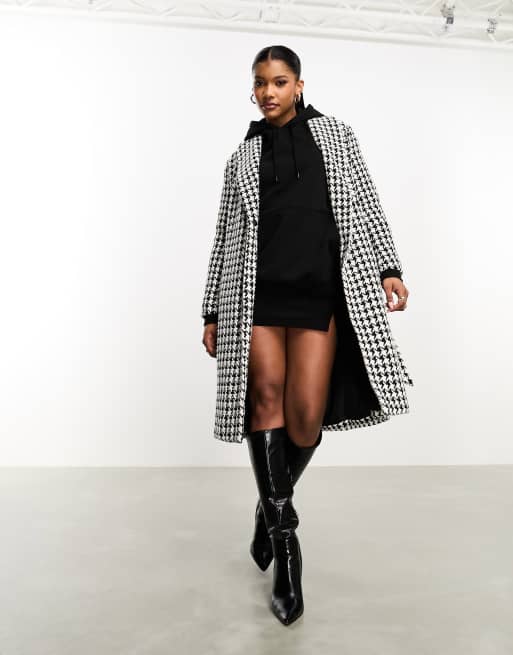 Black and white discount checkered coat outfit