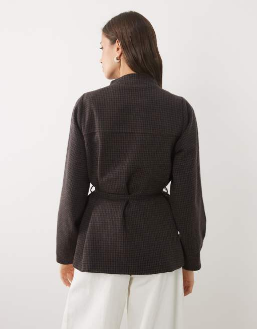 Threadbare mock wool collarless belted blazer in brown and blue herringbone, 3 of 4