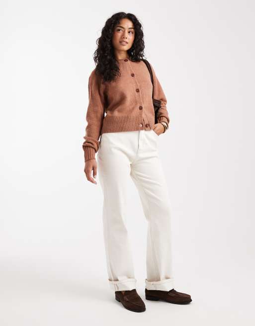 Threadbare - Mokkafarvet cardigan med rund hals og knapper, 2 af 4