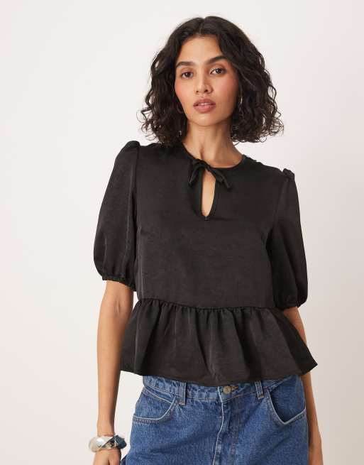 Threadbare – Oberteil in Schwarz mit Bindedetail und Schleife vorne