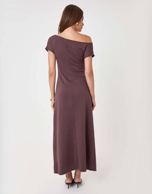 Threadbare Off shoulder draped jersey maxi dress in chocolate brown, 4 of 5