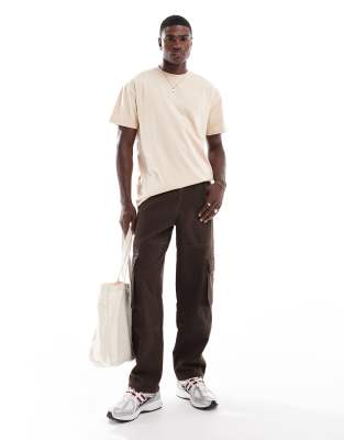 Threadbare Threadbare oversized t-shirt in stone-Neutral