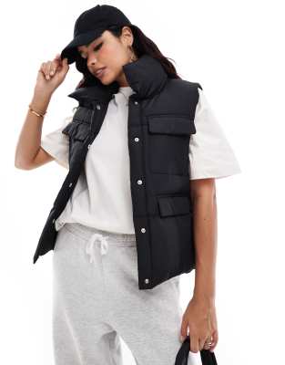 Threadbare padded gilet in black