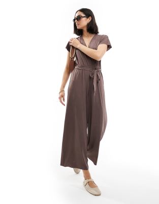 Shop Threadbare Peony wrap jumpsuit in chocolate brown Online – Trendy & Affordable Fashion