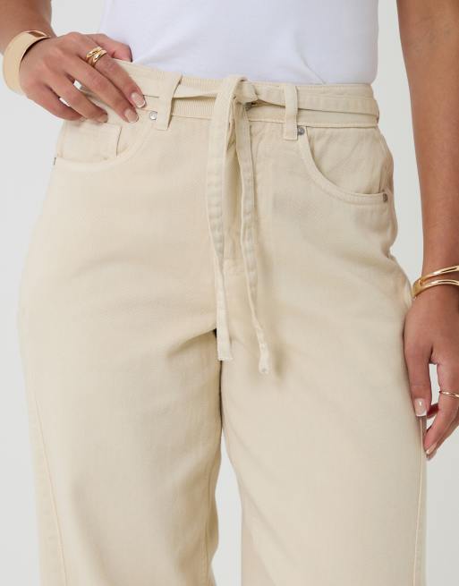 Threadbare Petite belted barrel leg jeans in ecru, 3 of 4