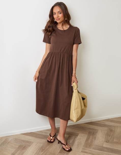 Threadbare Petite jersey midi smock dress with pockets in chocolate - view 1