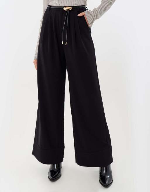Threadbare Petite pleated wide leg trousers in black, 5 of 5