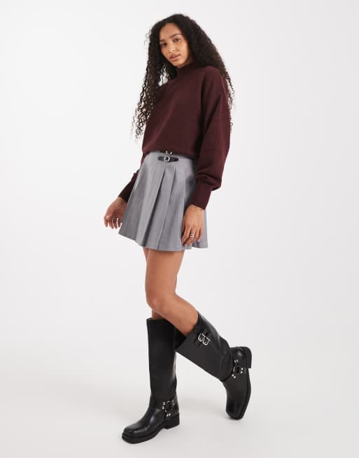 Threadbare pleated kilt mini skirt with buckle detail in grey, 2 of 5