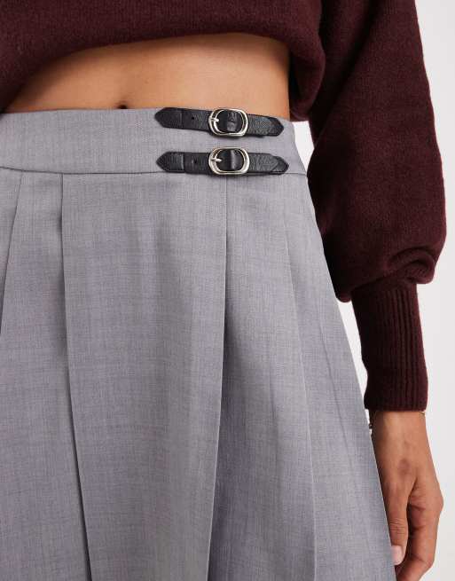 Threadbare pleated kilt mini skirt with buckle detail in grey, 4 of 5