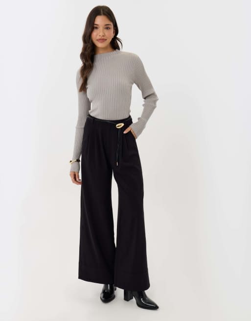 Threadbare Pleated wide leg trousers in black, 3 of 4