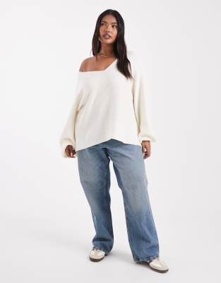 Threadbare Plus Fluffy V-neck Slouchy Sweater In White