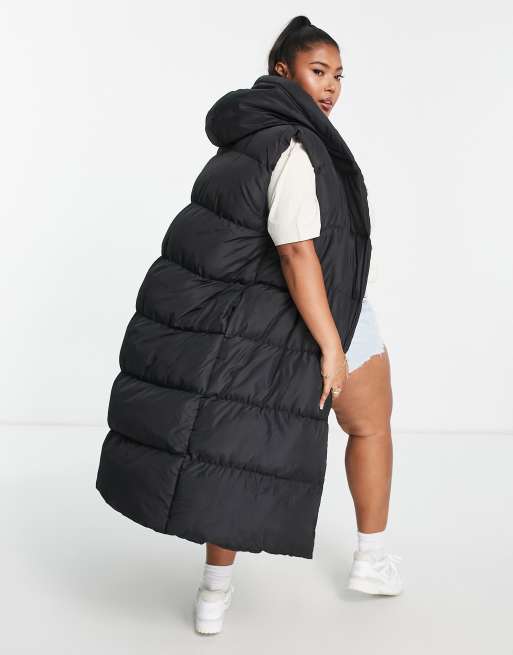 Threadbare Plus Lapis oversized longline padded gilet in black | ASOS