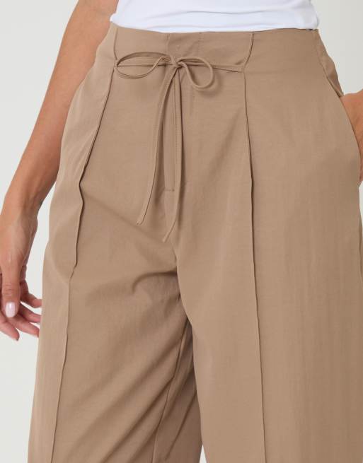 Threadbare Princess seam barrel leg trousers in taupe, 2 of 4