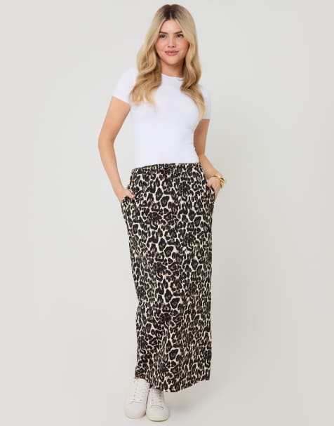 Threadbare Print jersey maxi skirt with pockets in tan - view 1