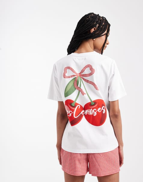 Threadbare - Pyjamassæt med rødternede boksershorts og kortærmet T-shirt med kirsebærprint - view 1