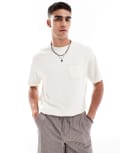 [Threadbare] Threadbare relaxed fit t-shirt with pocket detail in ecru-Neutral XL Ecru