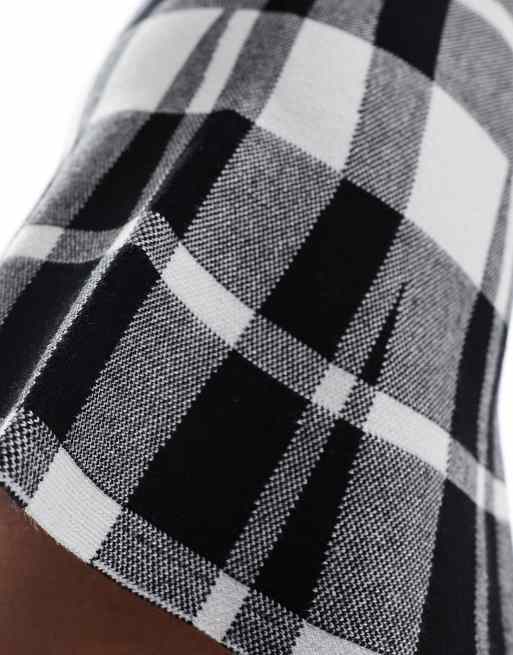 Threadbare River knitted pleated skirt in black and white check, 3 of 5