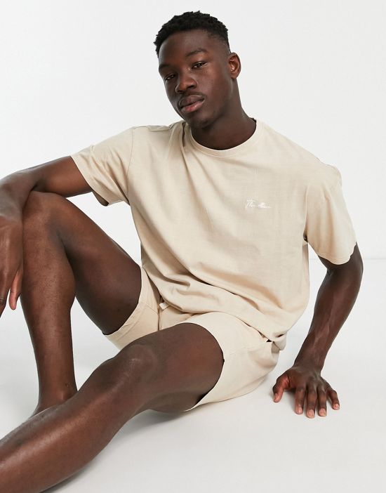 https://images.asos-media.com/products/threadbare-rowland-short-lounge-set-in-sand-acid-wash/201606383-1-sand?$n_550w$&wid=550&fit=constrain