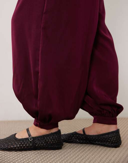 Threadbare satin pull on balloon trousers in plum, 4 of 5