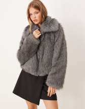 Aria Cove oversized cropped wide sleeve faux fur jacket in brown tipped fur