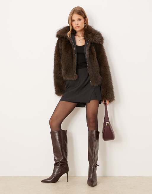 Threadbare short faux fur jacket with collar in chocolate