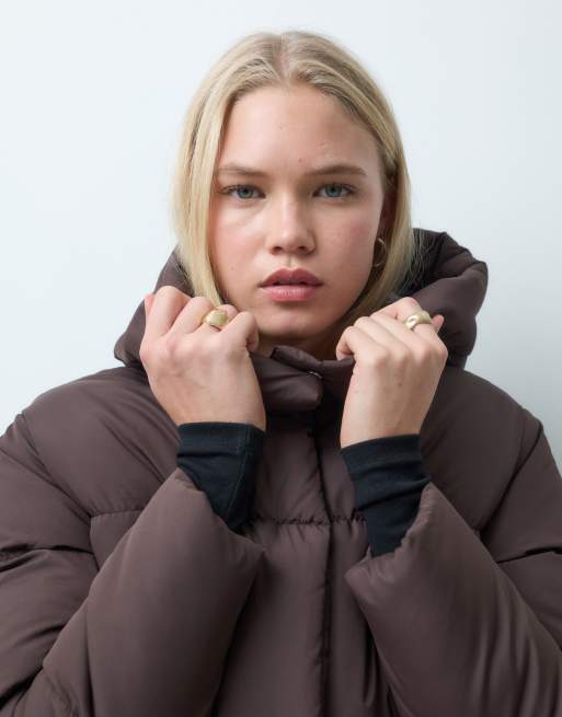 Threadbare short puffer jacket with hood in brown, 2 of 4