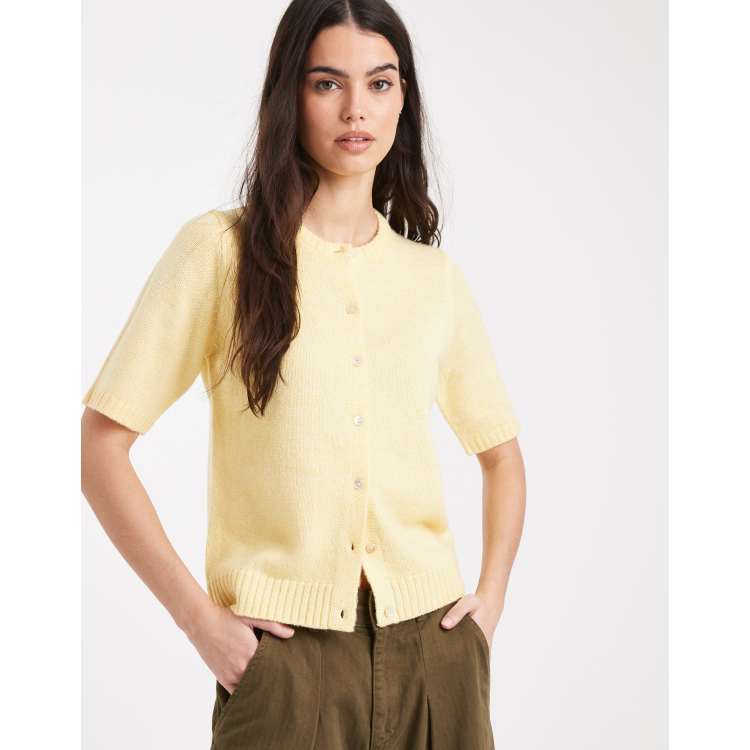 209446162-1-lemonyellow?$