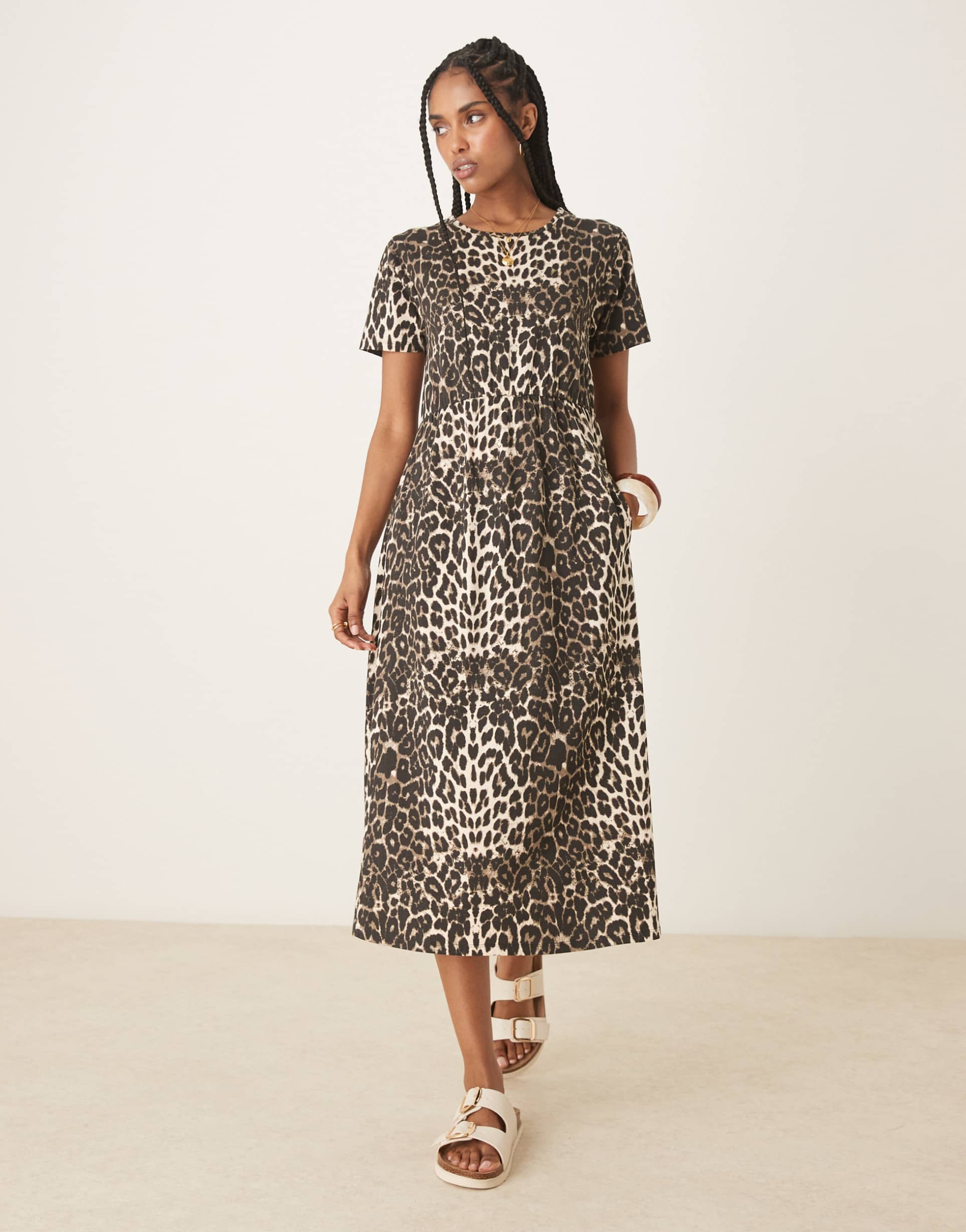 threadbare short sleeve jersey midi dress with pockets in leopard print