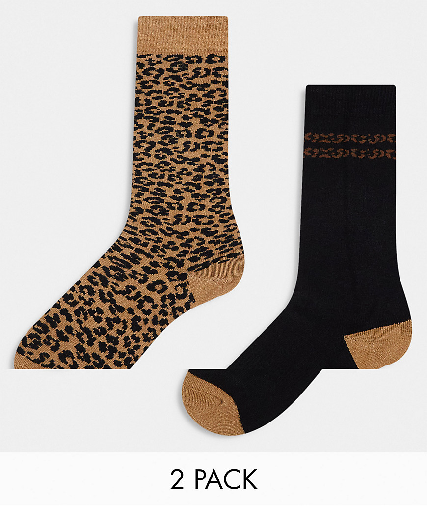Threadbare Ski 2 pack printed socks in leopard print-Black