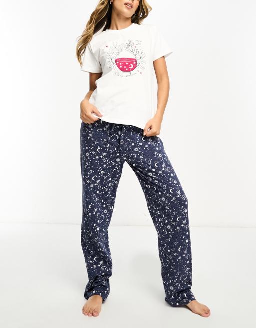 Threadbare sleep potion t-shirt and pants pyjama set in white and navy