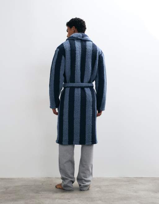 Threadbare striped dressing gown in dusty blue, 4 of 5