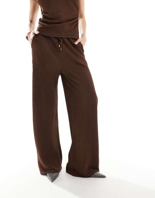Threadbare – Strukturierte, weite Hose in Braun mit Kordelzug, Kombiteil, 4 von 5