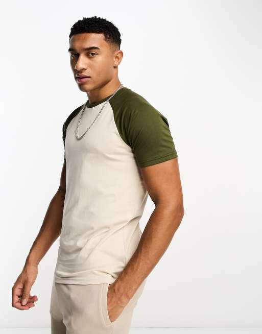 Threadbare – T-shirt z raglanowymi rękawami w kolorze piaskowym i khaki