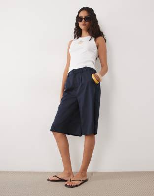 Threadbare Tailored Bermuda Shorts In Navy