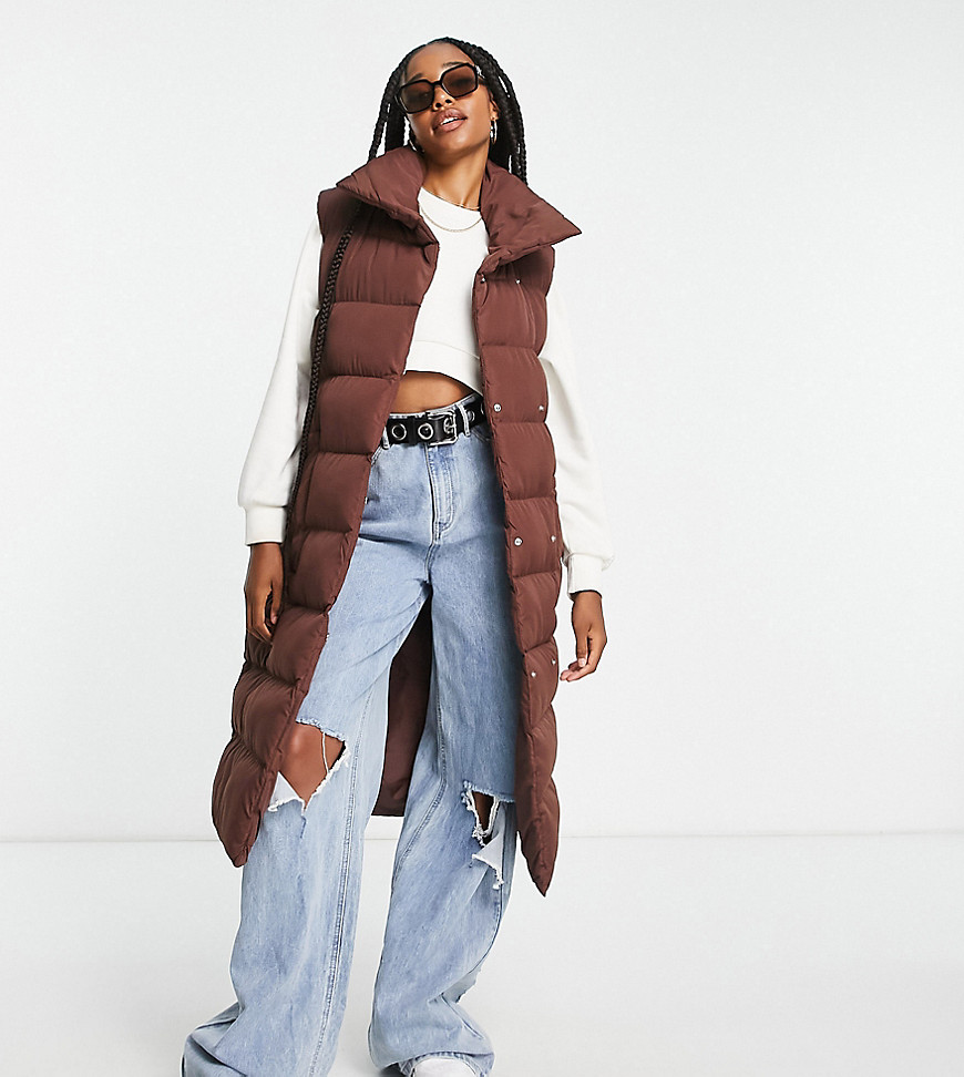Threadbare Tall Reflex oversized longline padded vest with pockets in chocolate brown