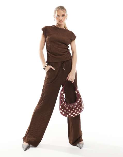 Threadbare textured set in brown - view 1