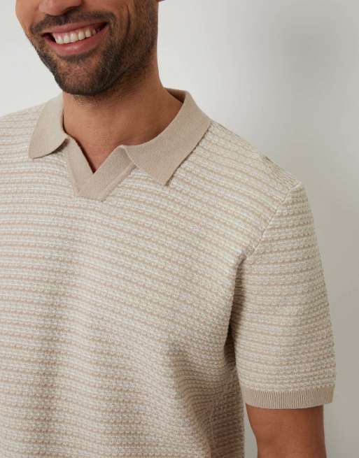 Threadbare Textured stripe trophy neck knitted polo shirt in beige, 3 of 4