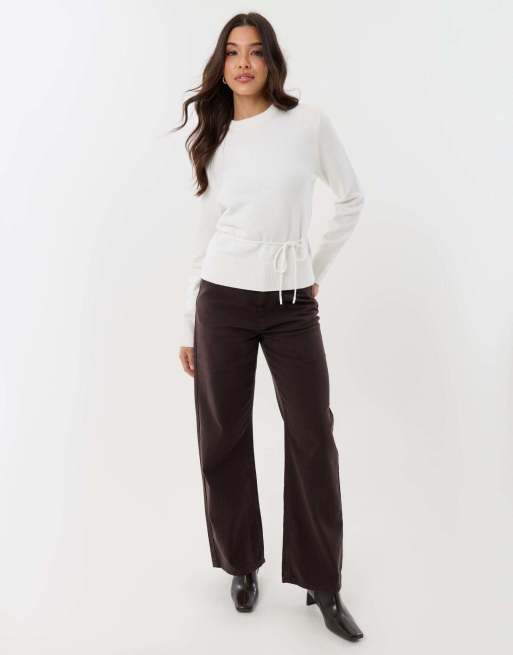 Threadbare Tie detail shoulder pad jumper in white, 4 of 5