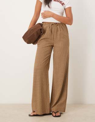 tie waist wide leg pants in brown gingham