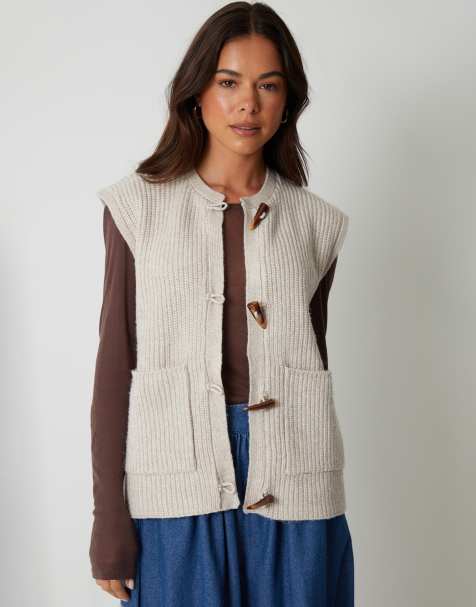 Threadbare Toggle detail chunky knit vest in cream