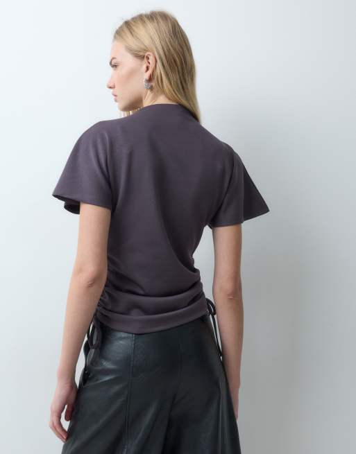 Threadbare top con maniche a mantella e dettaglio arricciato laterale in grigio, 4 di 5