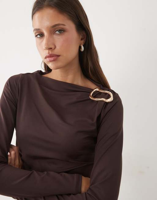 Threadbare - Top drapé à manches longues avec broche - Bordeaux, 3 de 4