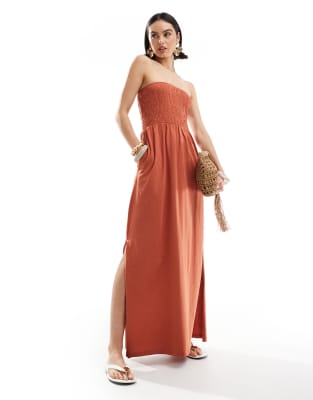 Threadbare - Trägerloses Midikleid in Rostrot mit geraffter Brustpartie-Rotbraun