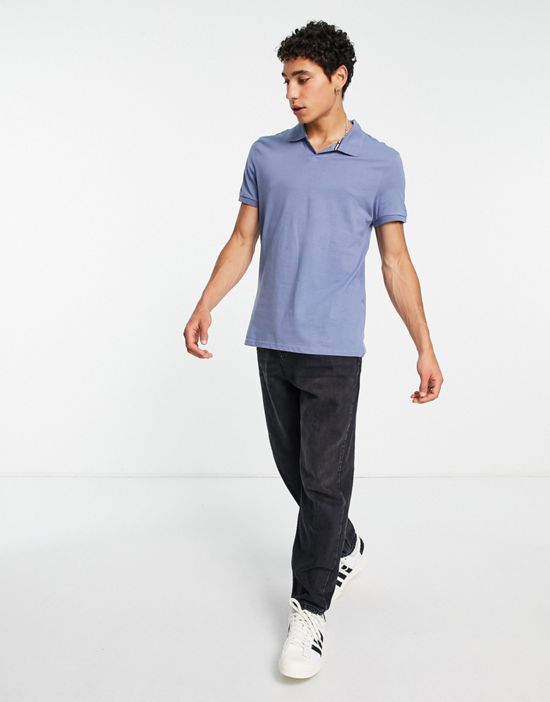 https://images.asos-media.com/products/threadbare-trophy-neck-polo-in-dusky-blue/201509137-4?$n_550w$&wid=550&fit=constrain