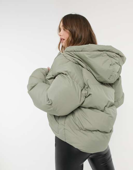 HOODED PUFFER COAT