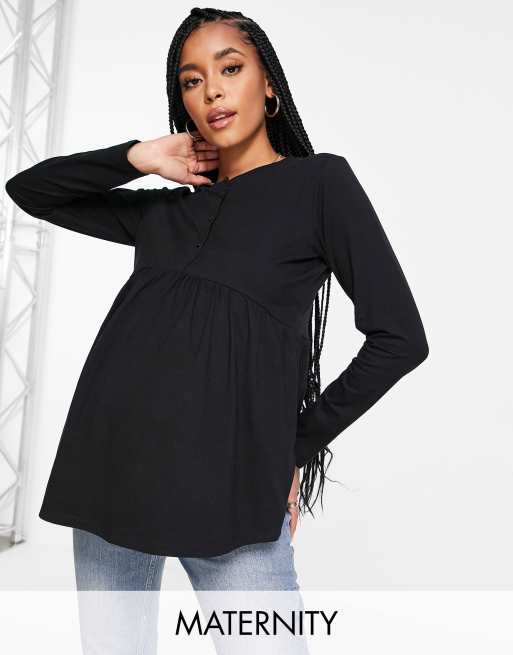 Threadbare – Umstandsmode – Gesmoktes T-Shirt in Schwarz mit Knopfleiste